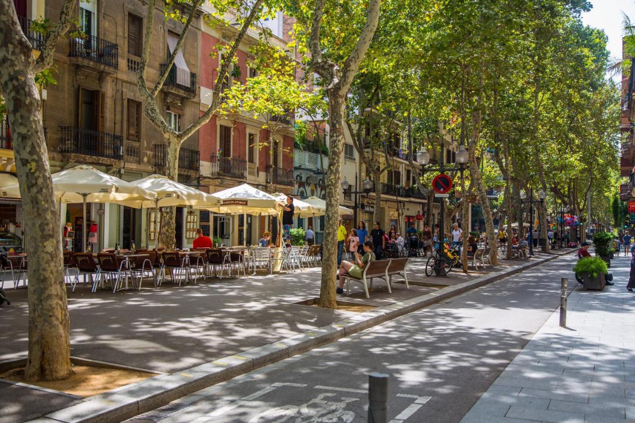 Beautiful And Comfy Boat In Barcelona With Boat Tour Option Hotel Kültér fotó