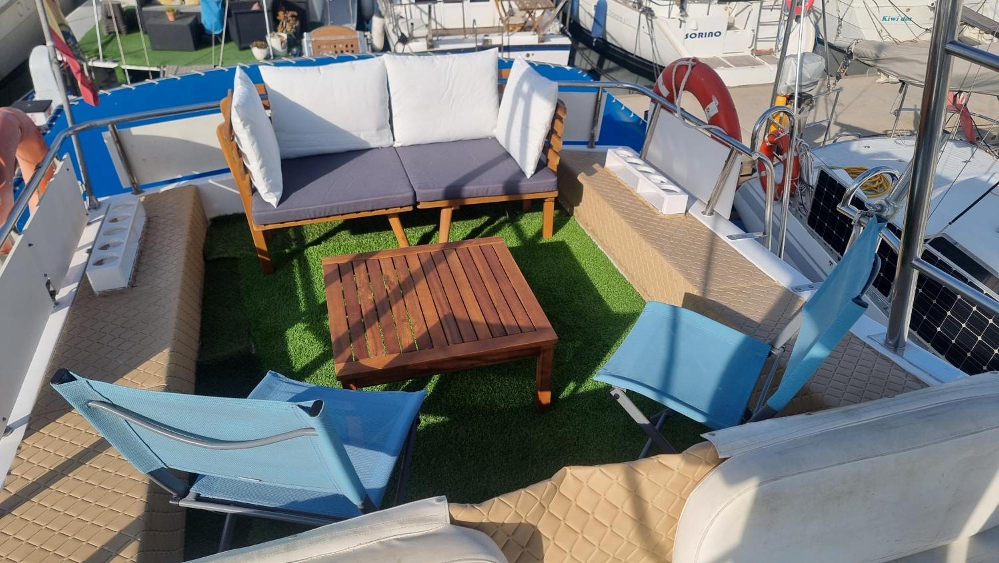 Beautiful And Comfy Boat In Barcelona With Boat Tour Option Hotel Kültér fotó