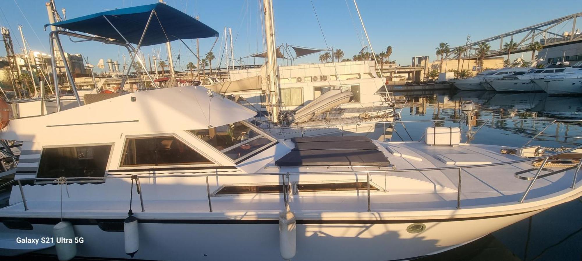 Beautiful And Comfy Boat In Barcelona With Boat Tour Option Hotel Kültér fotó