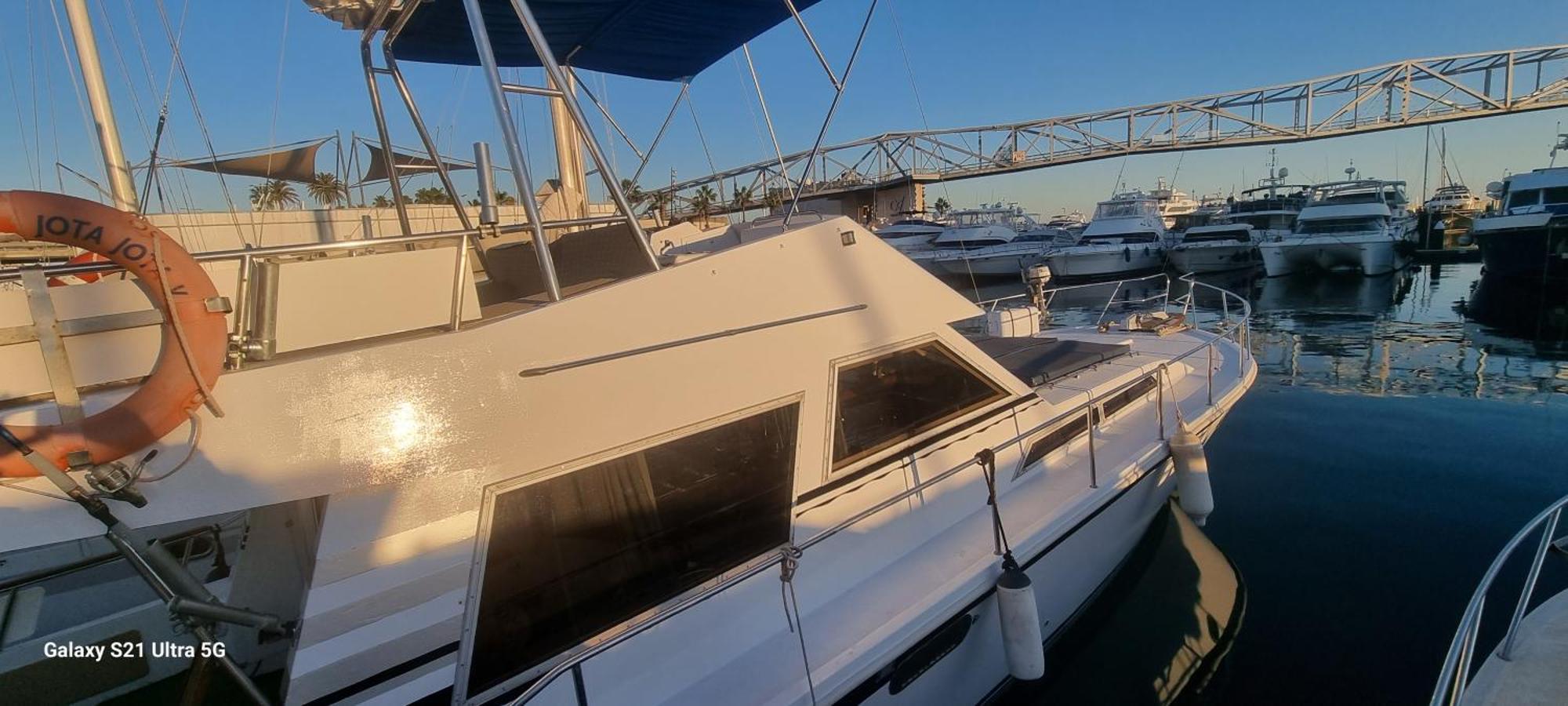 Beautiful And Comfy Boat In Barcelona With Boat Tour Option Hotel Kültér fotó